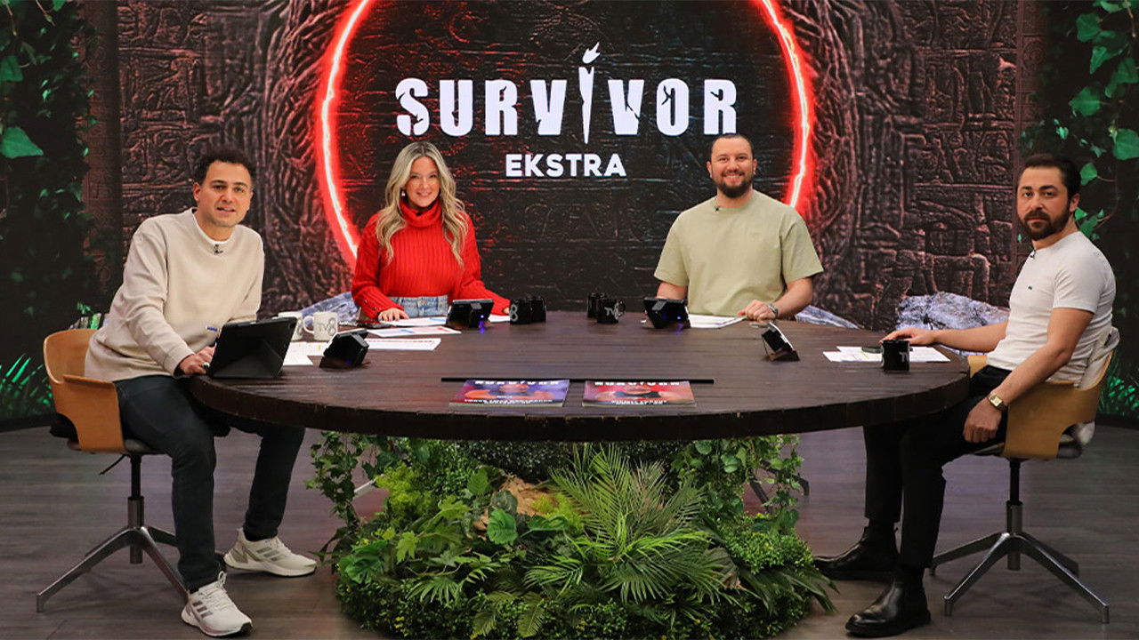 Survivor Ekstra backdrop