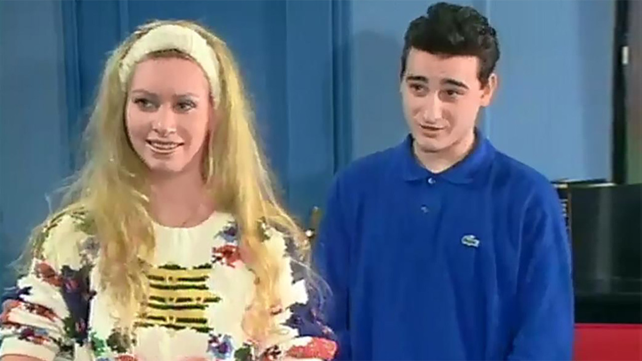 Ο χήρος, η χήρα και τα χειρότερα backdrop