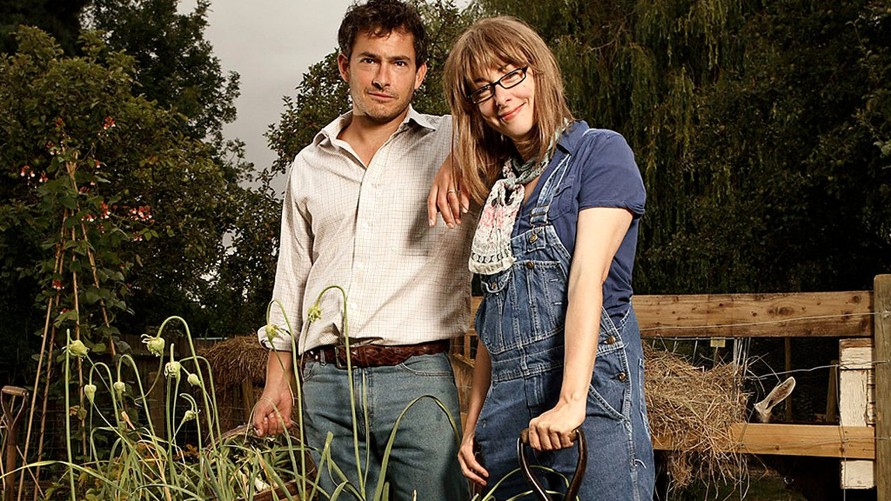 Giles And Sue Live The Good Life backdrop