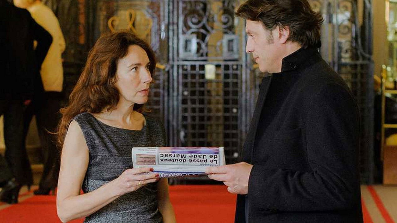 Chambre 327 backdrop