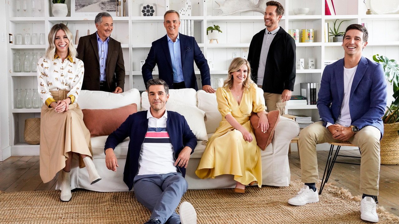 Salut Bonjour backdrop