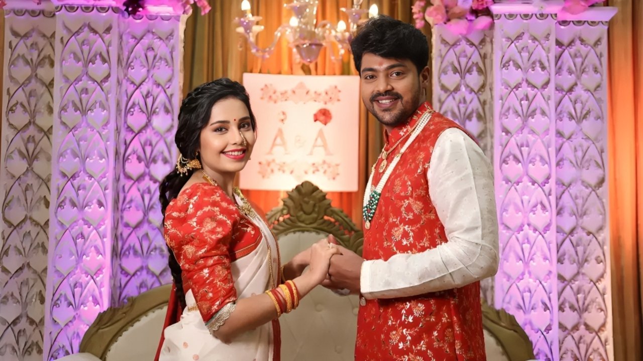 Tula Shikvin Changlach Dhada backdrop