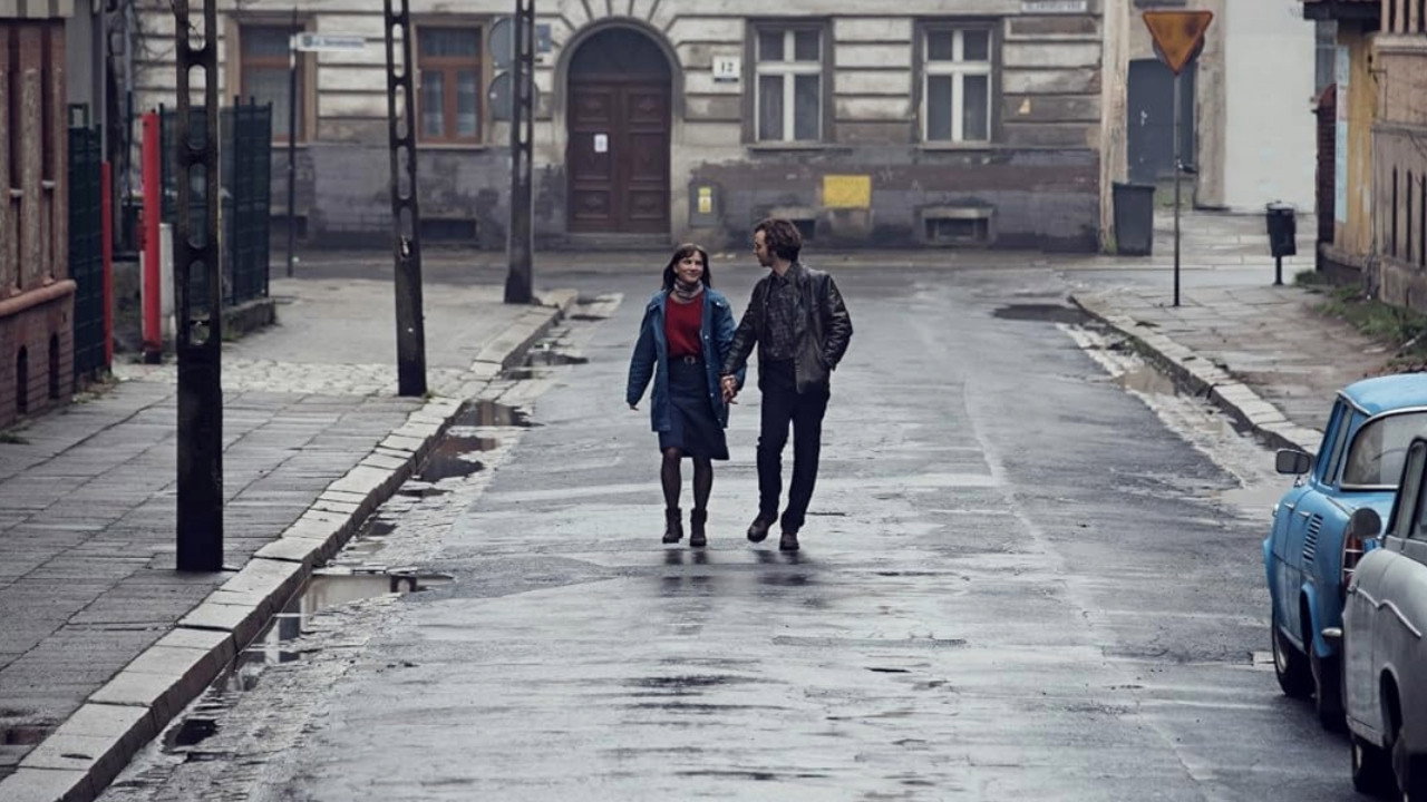 Zwischen uns die Mauer backdrop