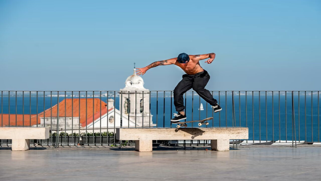 Mundo Gustavo backdrop