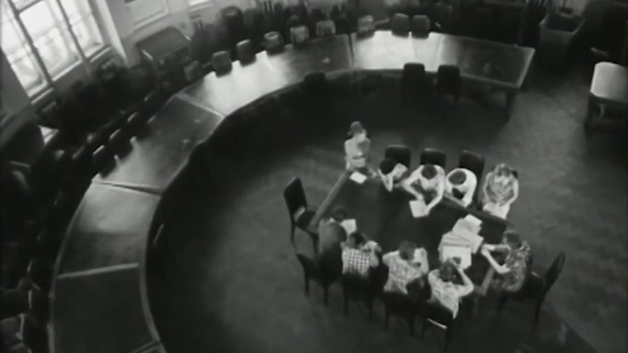 Plus or Minus, Me backdrop