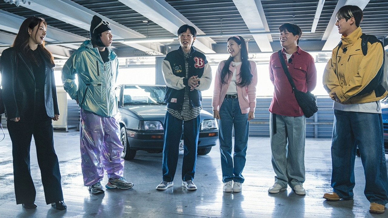 Apartment 404 backdrop