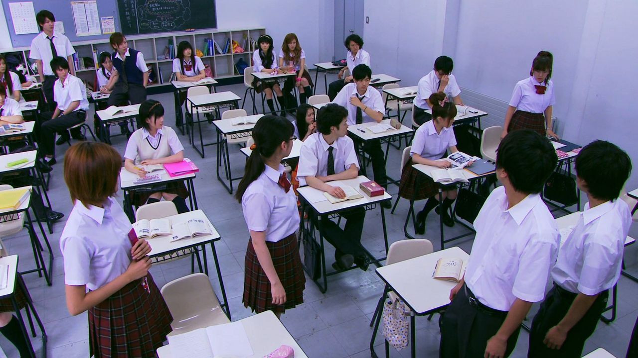 Ousama Game backdrop