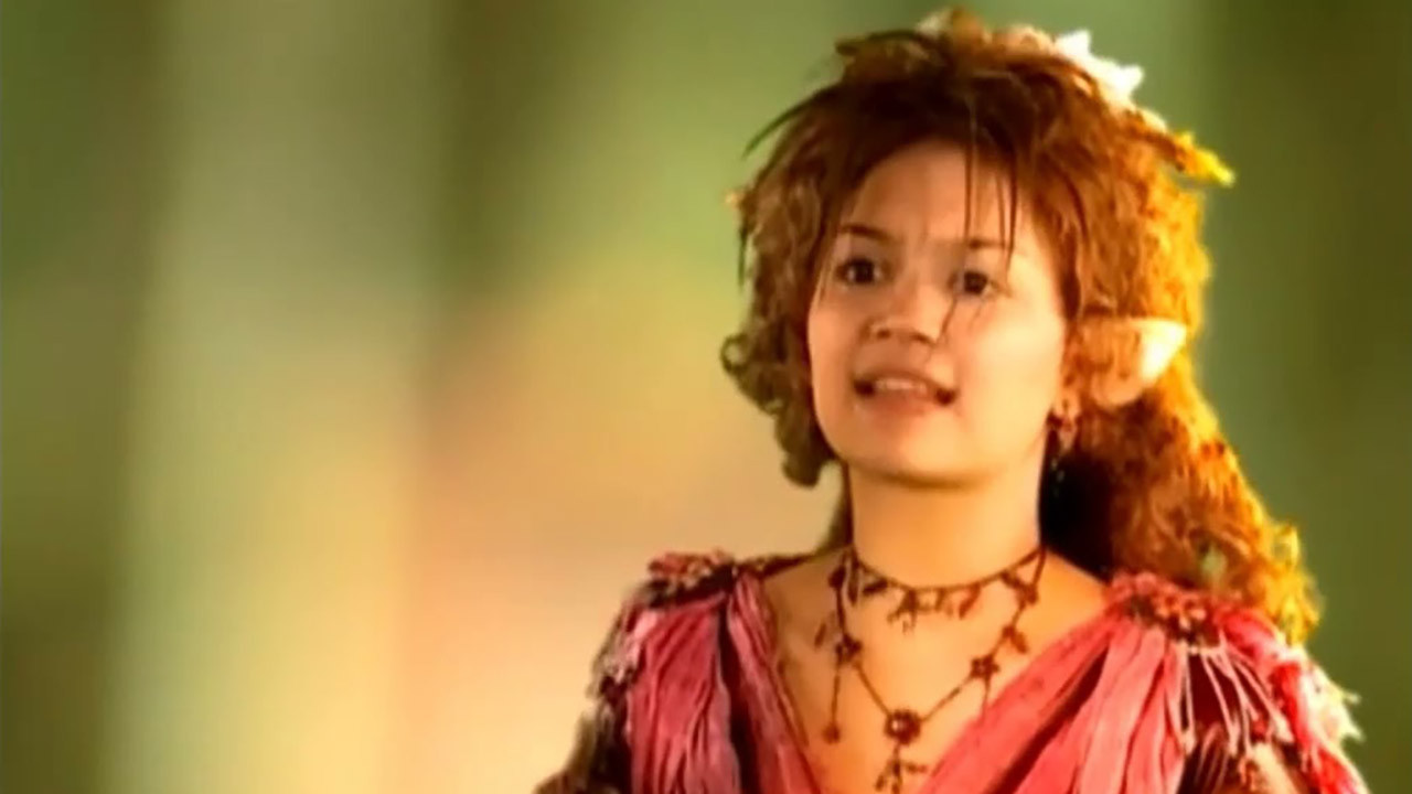 Leya, Ang Pinakamagandang Babae Sa Ilalim Ng Lupa backdrop