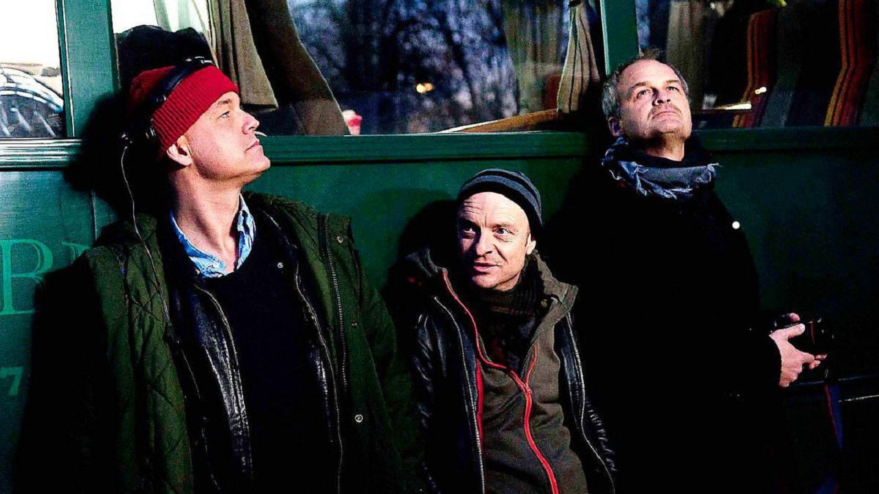 Allt faller backdrop