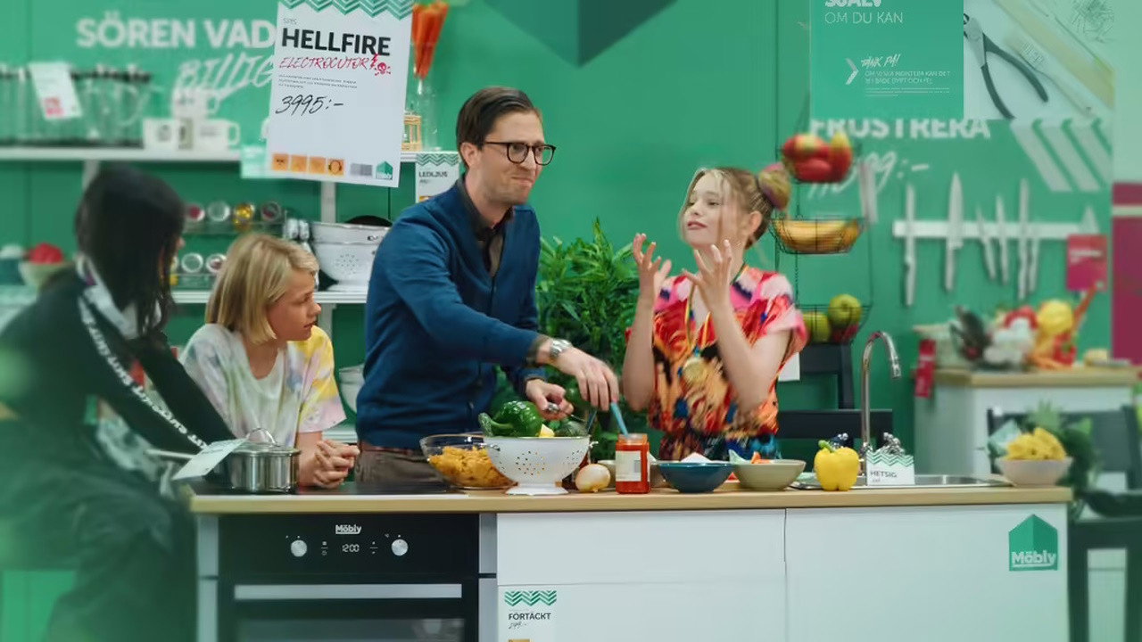 Borta bäst backdrop