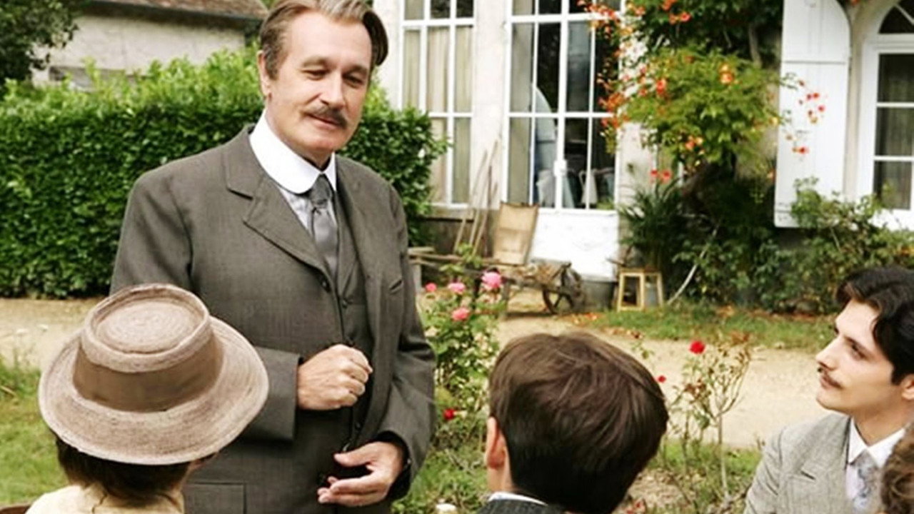 Le Clan Pasquier backdrop