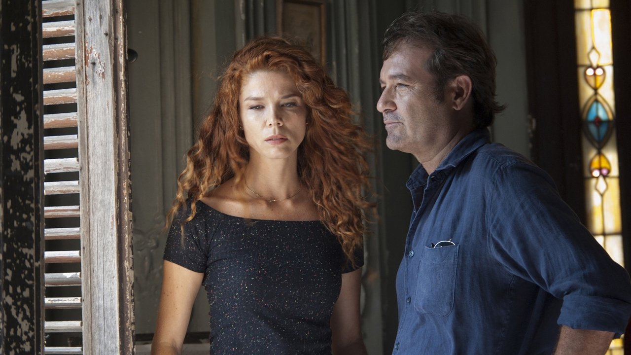 Four Seasons in Havana backdrop