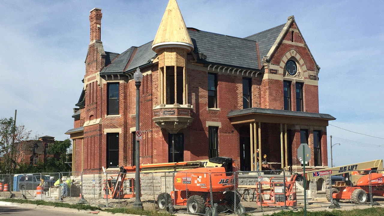 Rehab Addict: Detroit backdrop