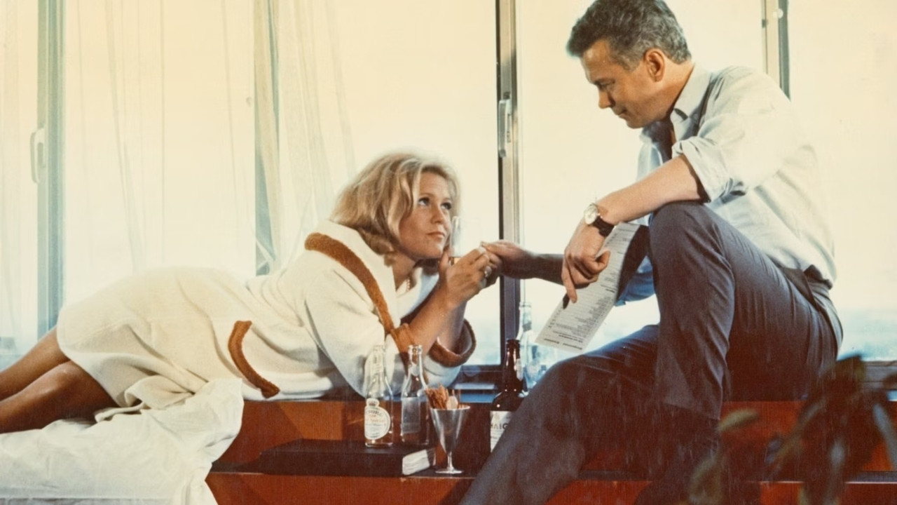 Hennes meget kongelige høyhet backdrop