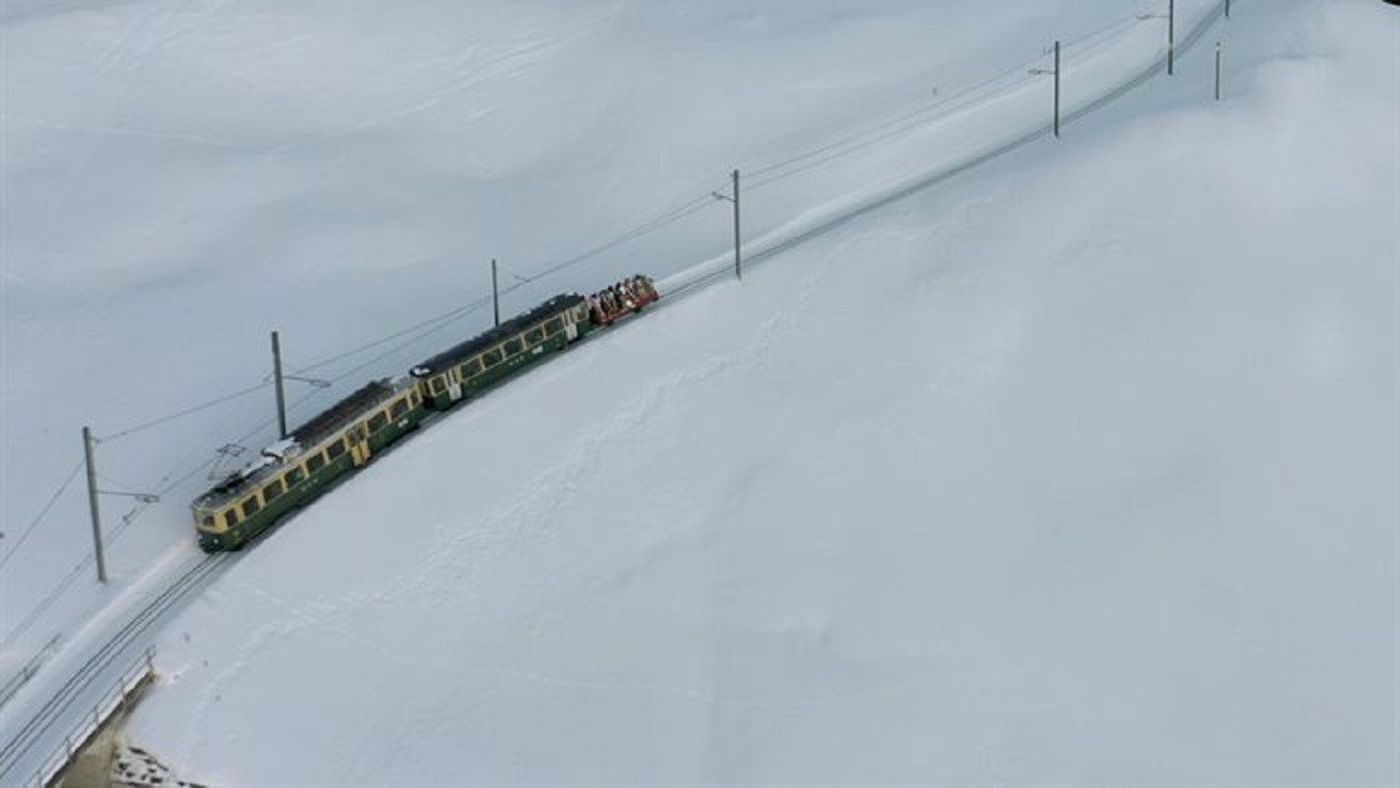 Des trains pas comme les autres backdrop