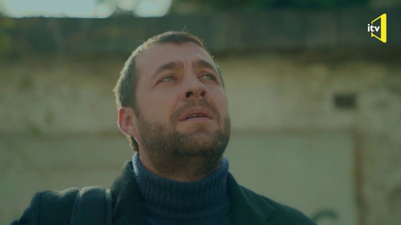 Beneath the Ruins backdrop