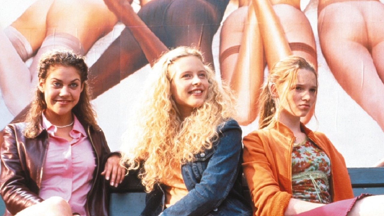 Girls on Top backdrop