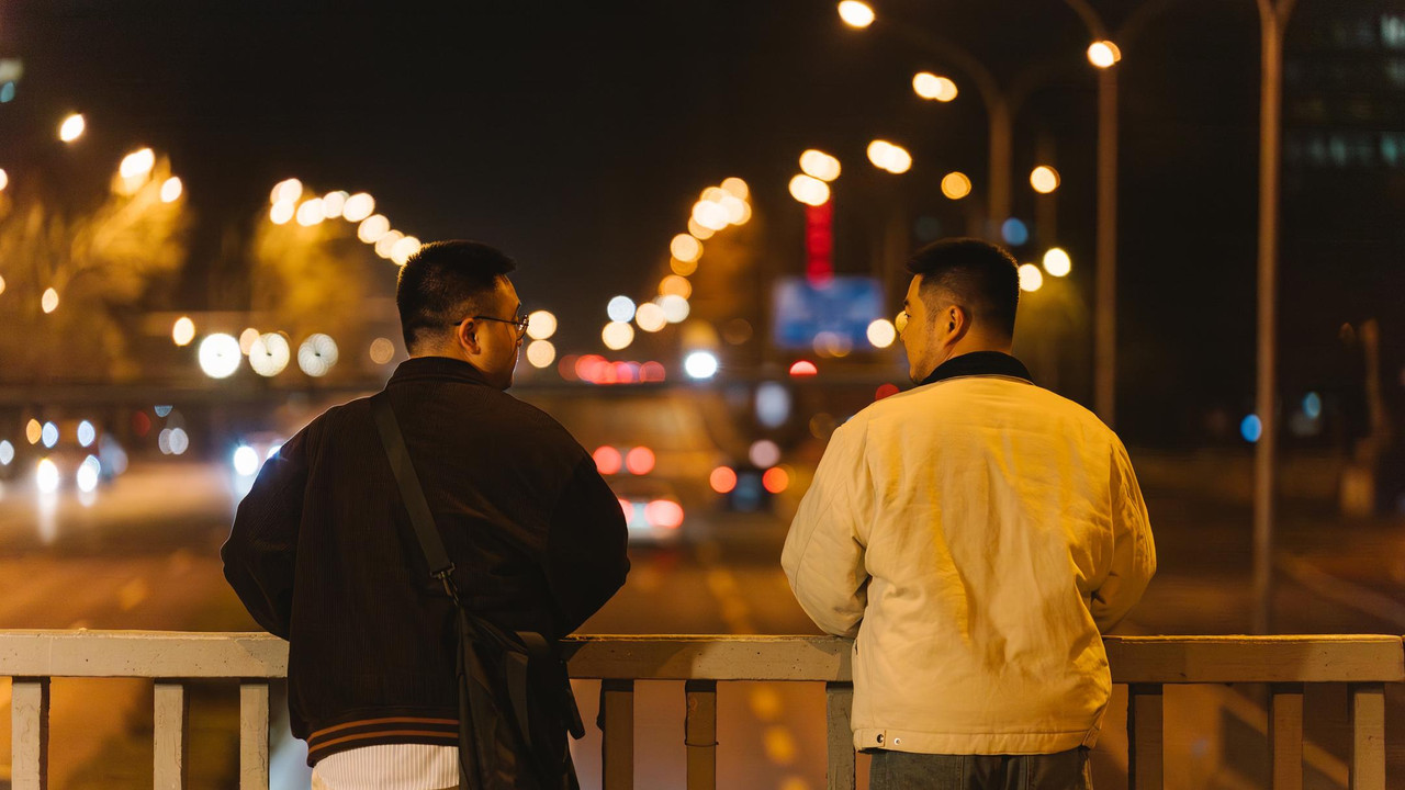 他和他的101夜 backdrop