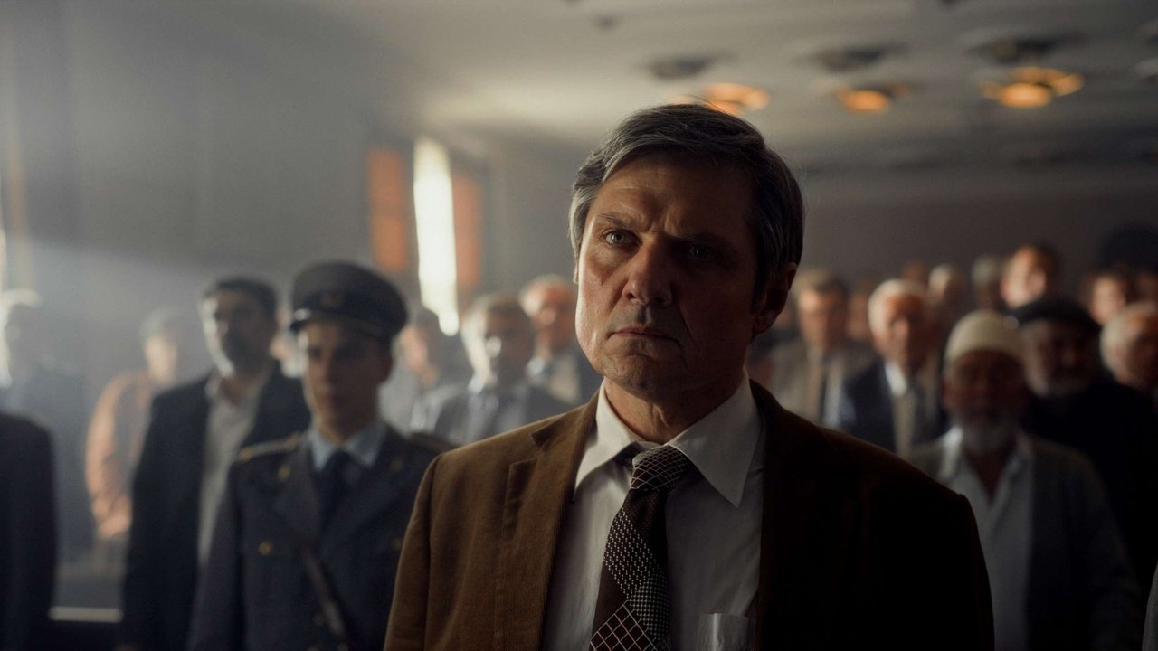 Russian Consul backdrop