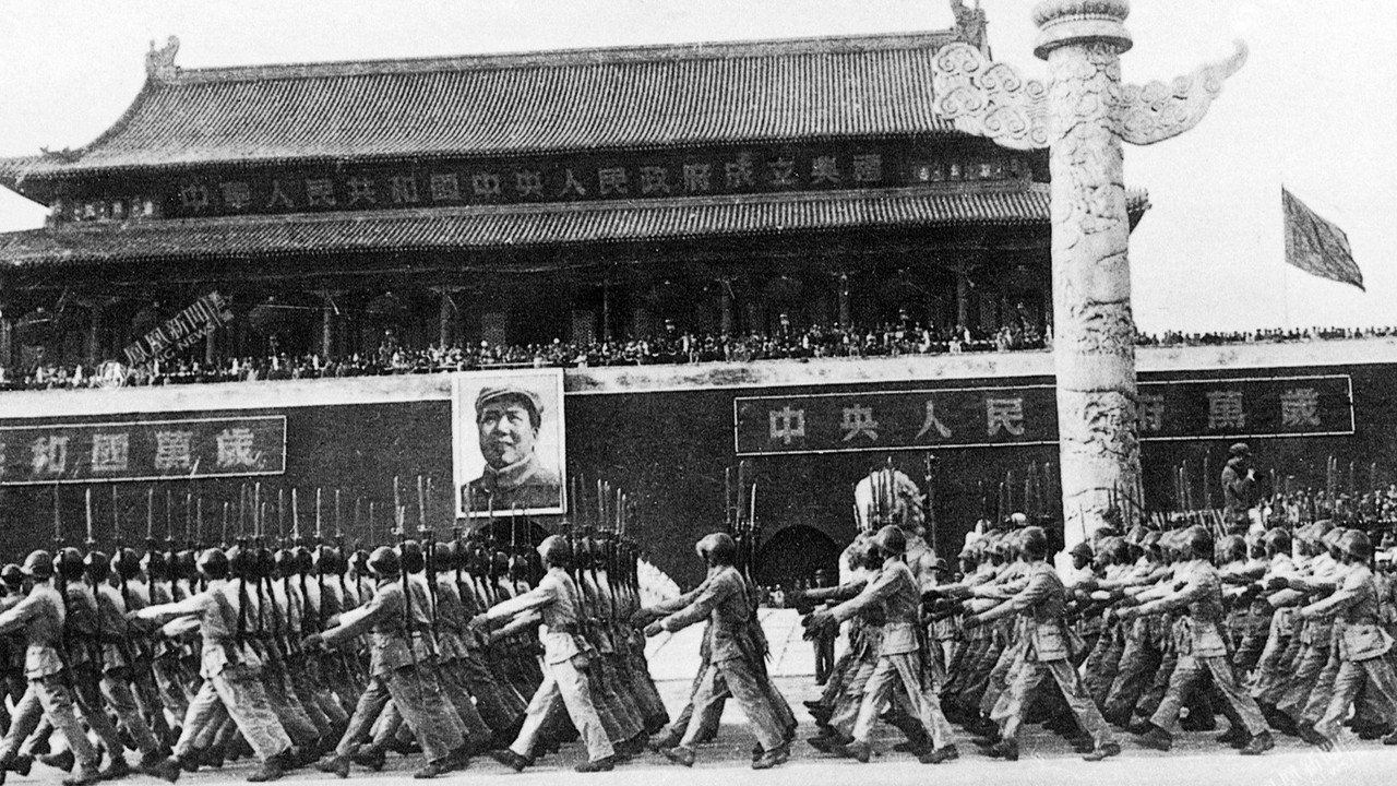 中华人民共和国1950年国庆阅兵 backdrop