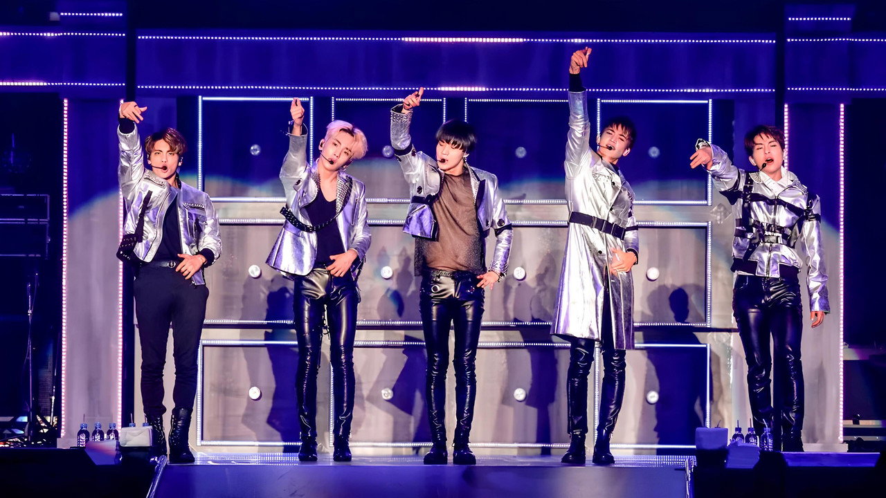 SHINee WORLD 2017～FIVE～ backdrop