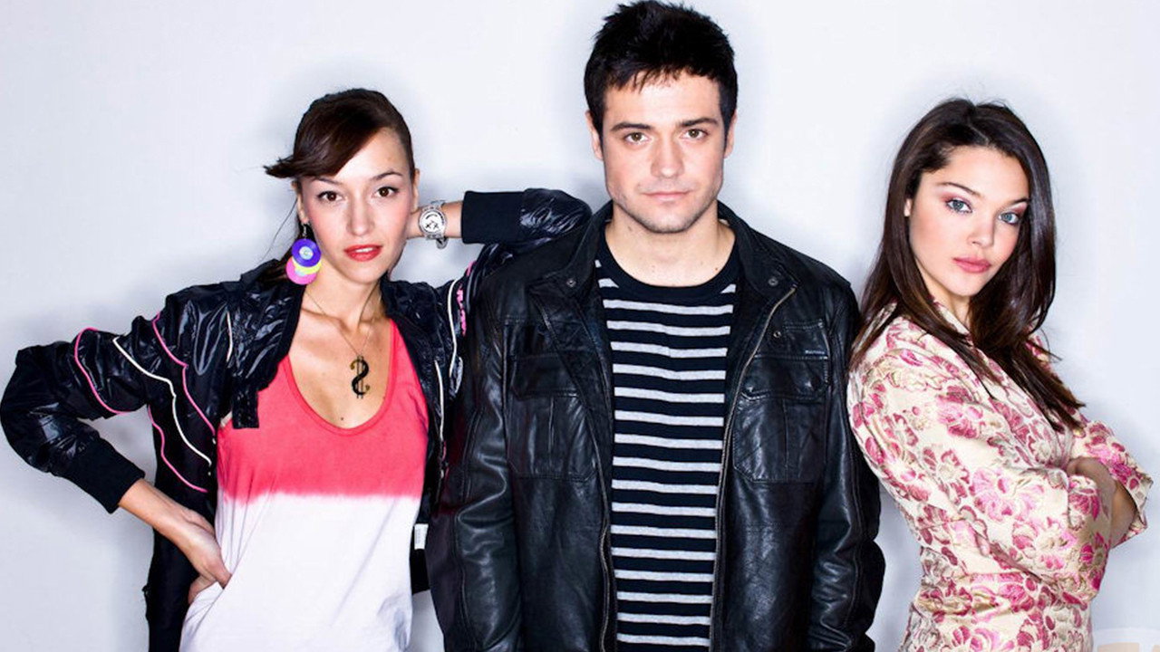 HKM (Hablan, kantan, mienten) backdrop