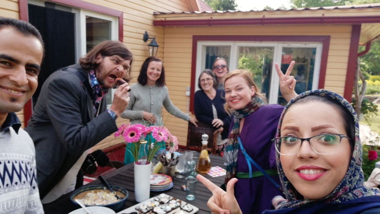 Meie suvi iraanlastega backdrop