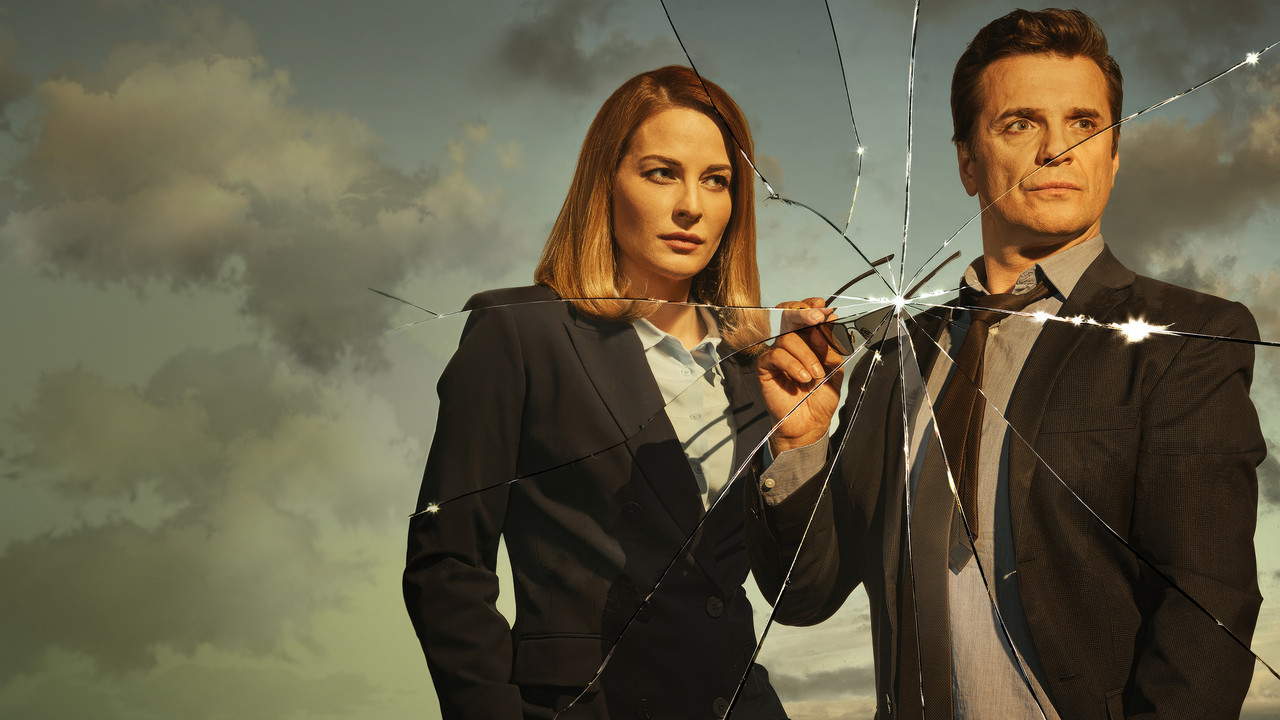 Под напряжением backdrop