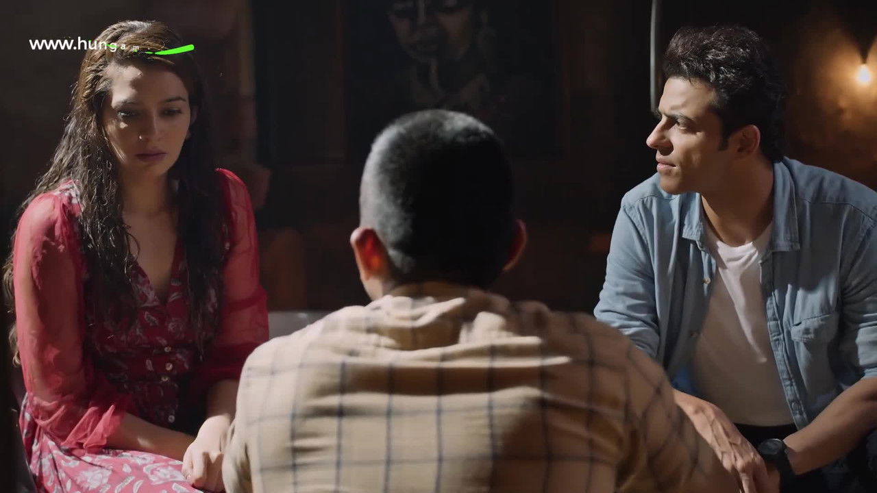 Mauka Ya Dhokha backdrop