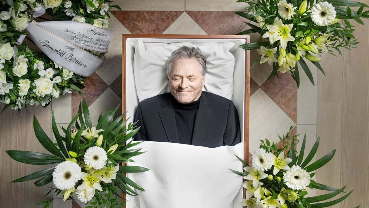 Jarðarförin mín backdrop