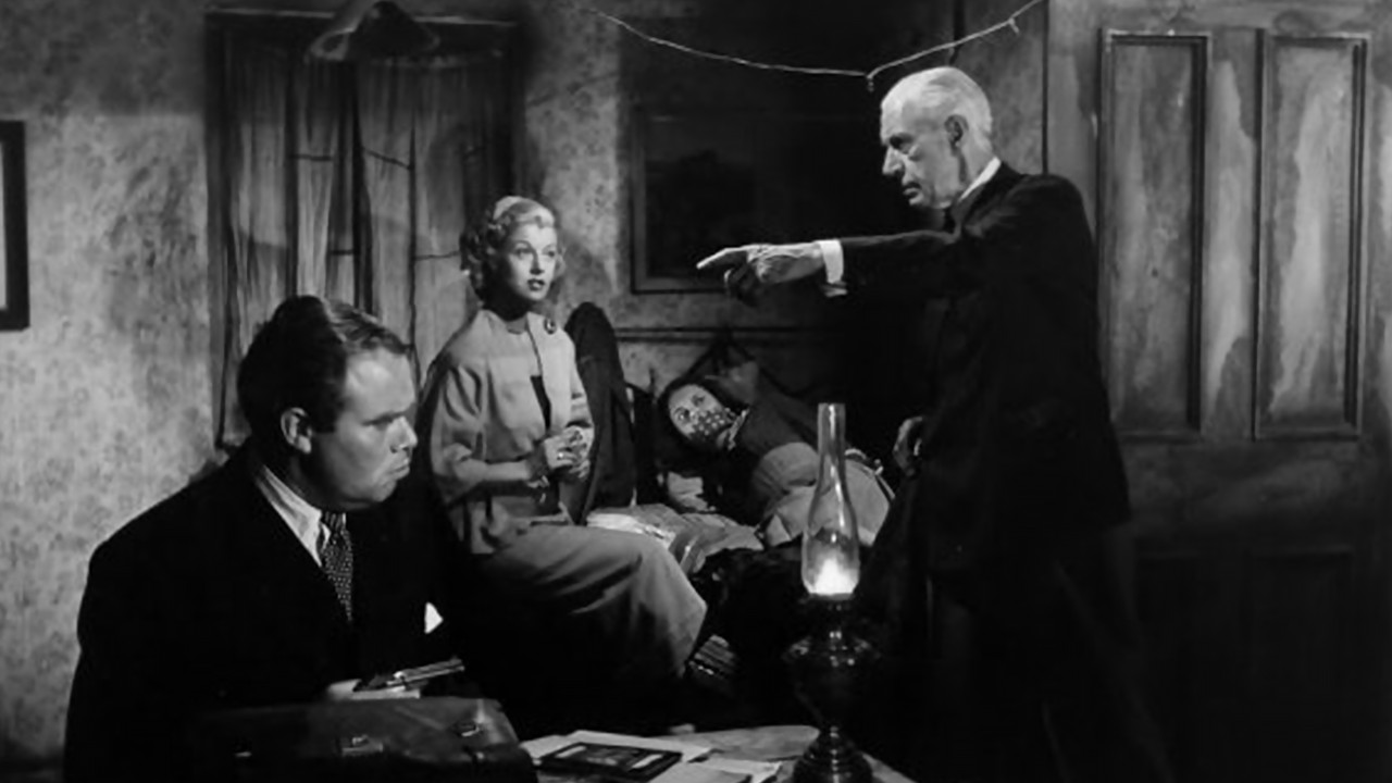 Salute the Toff backdrop