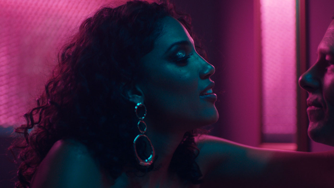 King George backdrop