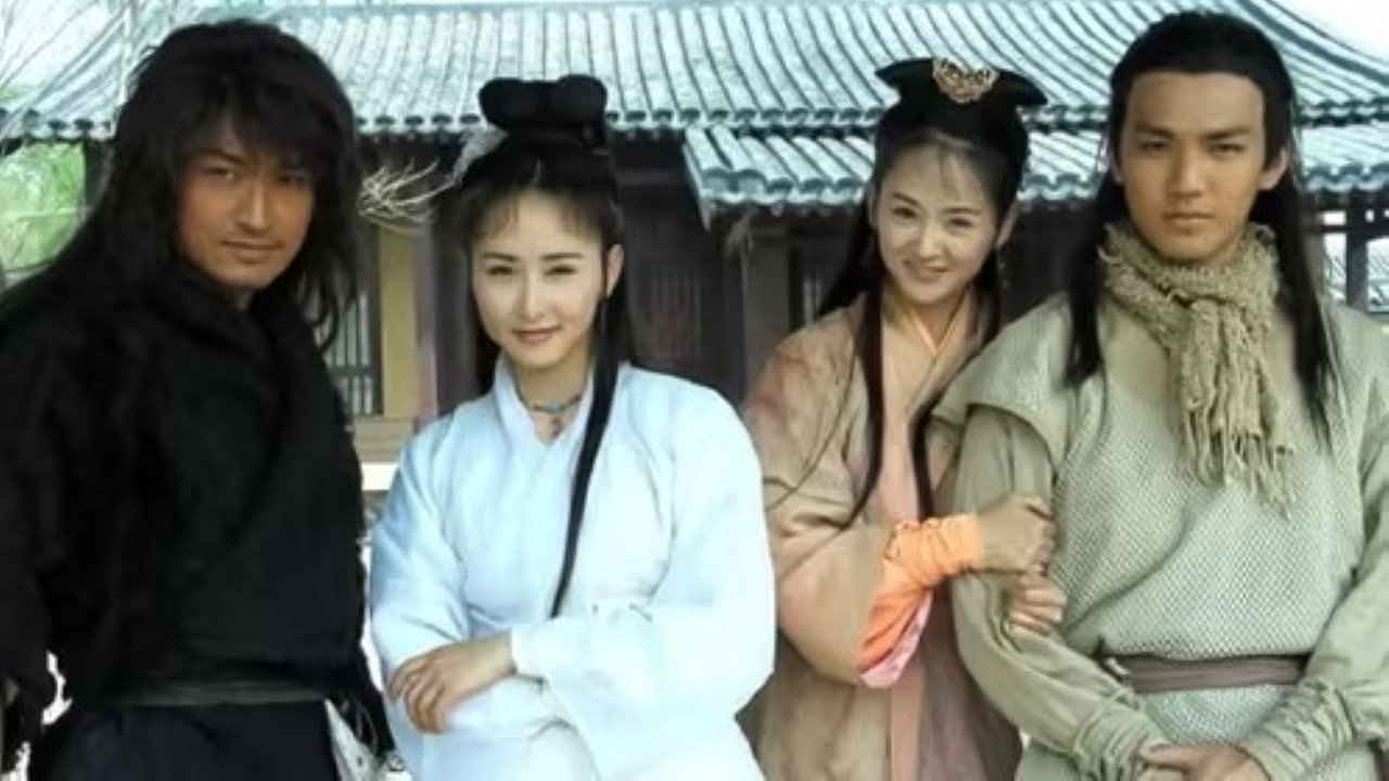 Magic Dragon Pearl backdrop