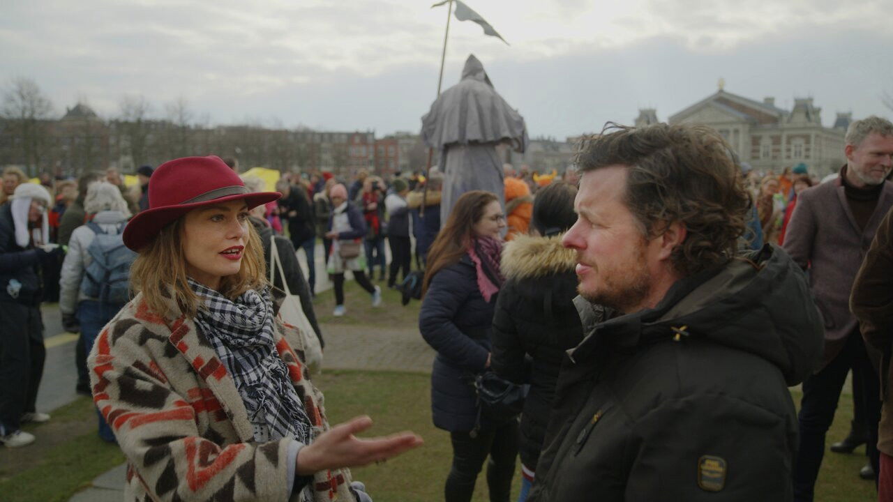 Filemon and the Conspiracy Theories backdrop