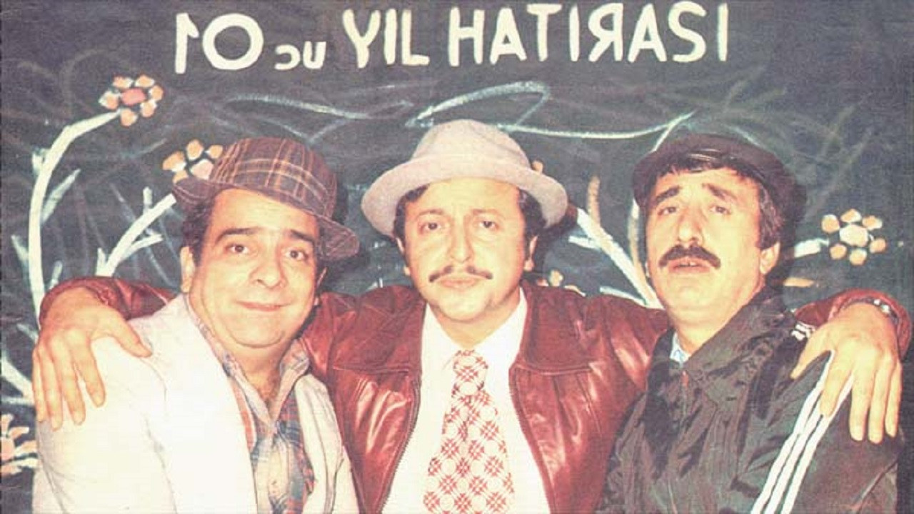 Deve Kuşu Kabare backdrop