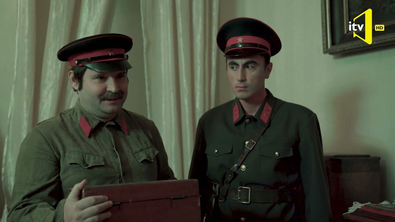 Mən qayıdacağam backdrop