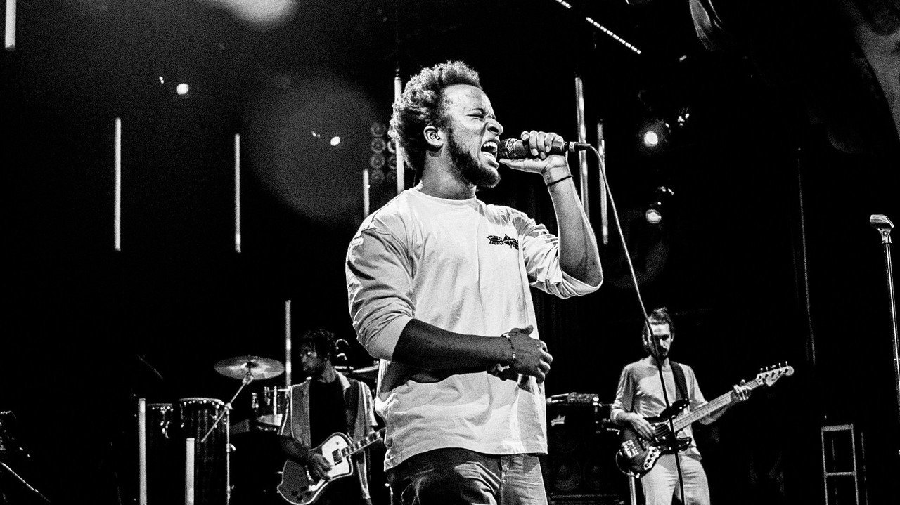 Live From My Den backdrop