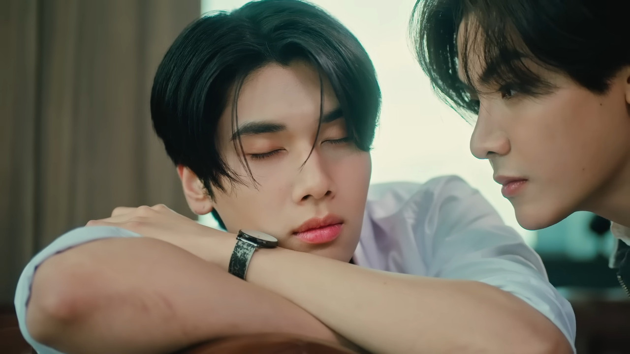 How to Survive My CEO backdrop