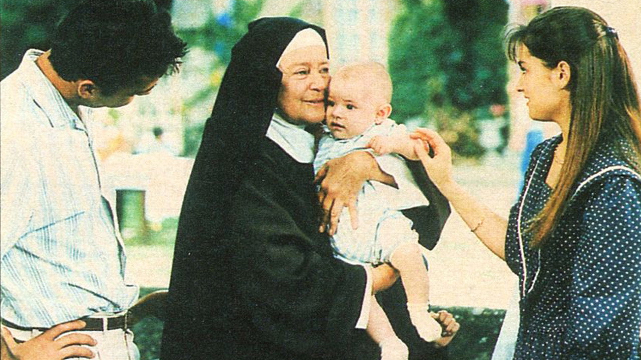 Maria des Eaux-Vives backdrop