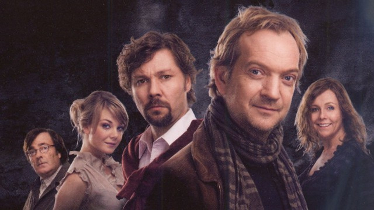 Good Night, Darling backdrop