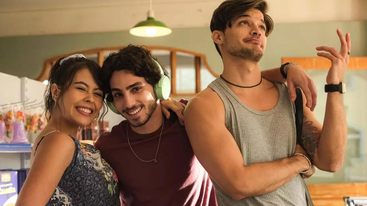 Uma Garota Comum backdrop