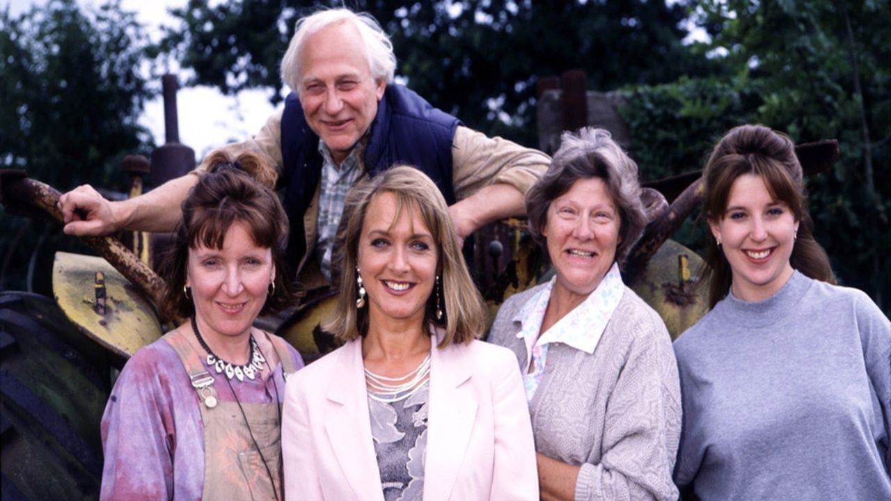 Sitting Pretty backdrop
