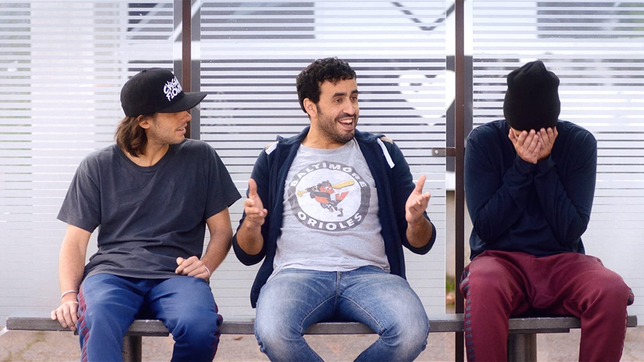 Serge le Mytho backdrop