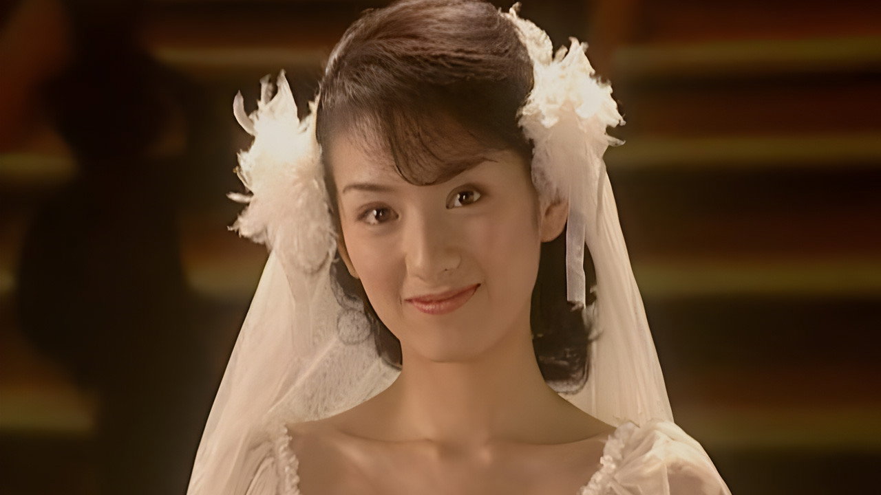 To Live to Love backdrop