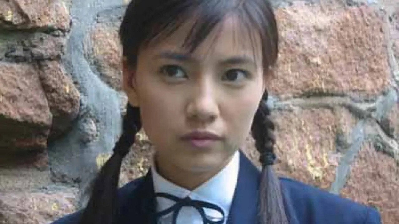 你在微笑我却哭了 backdrop