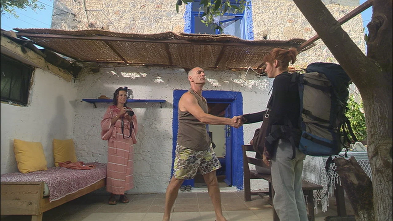 Hadigari Cumhur backdrop