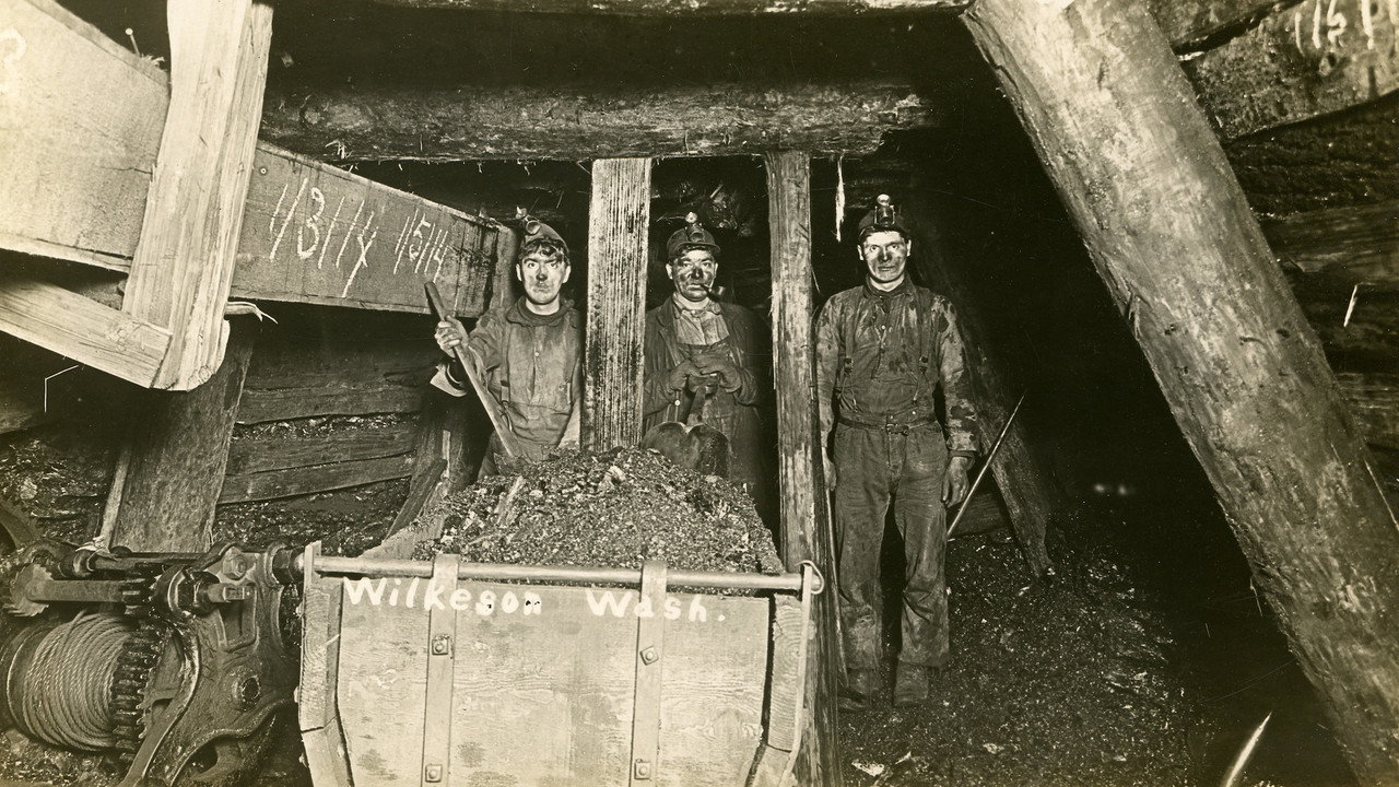 Labor Wars of the Northwest backdrop