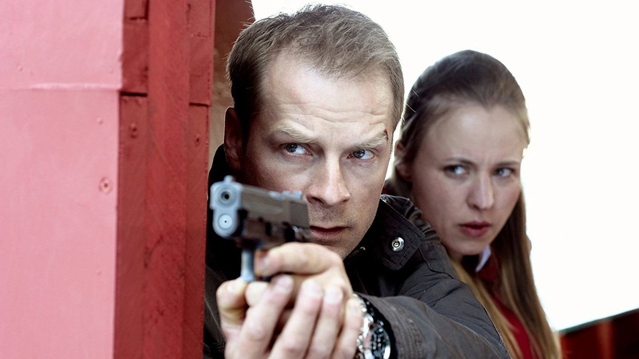 Finn Zehender backdrop