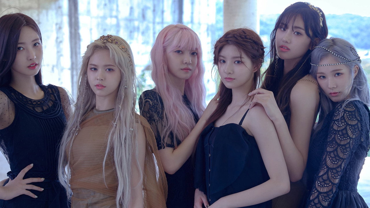 EVERGLOW LAND backdrop