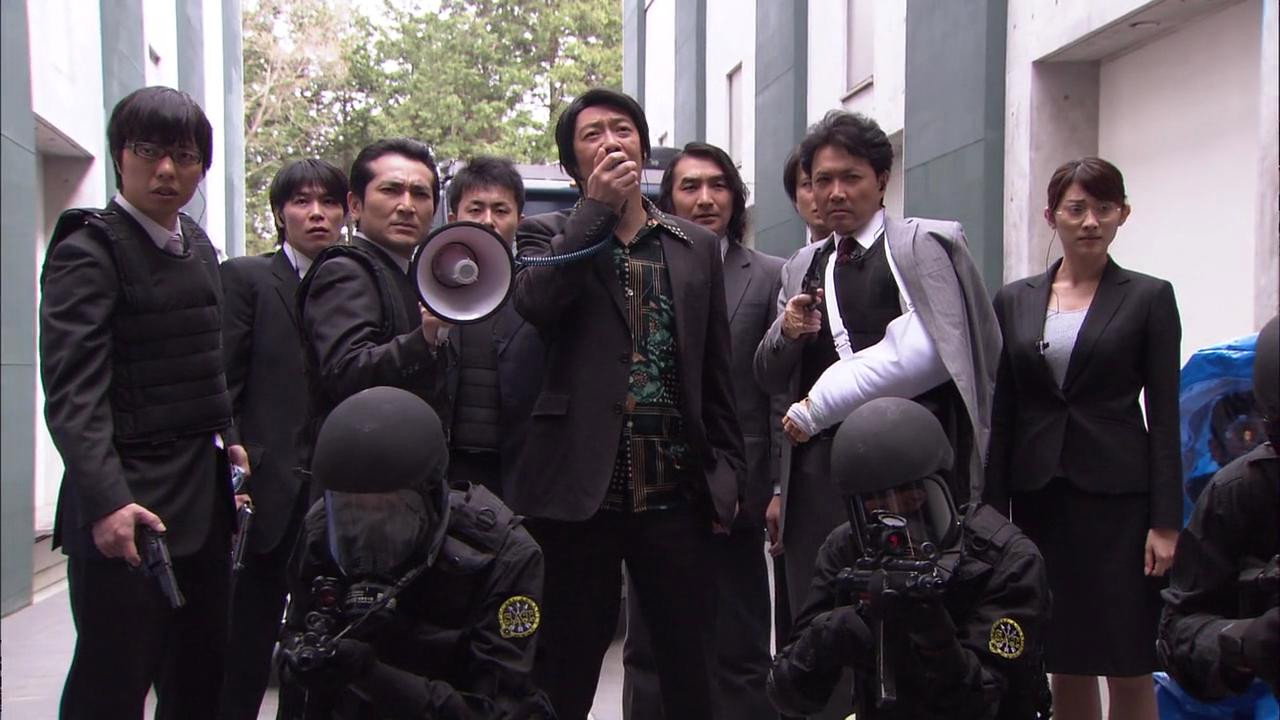 Keibuho Yabe Kenzo backdrop